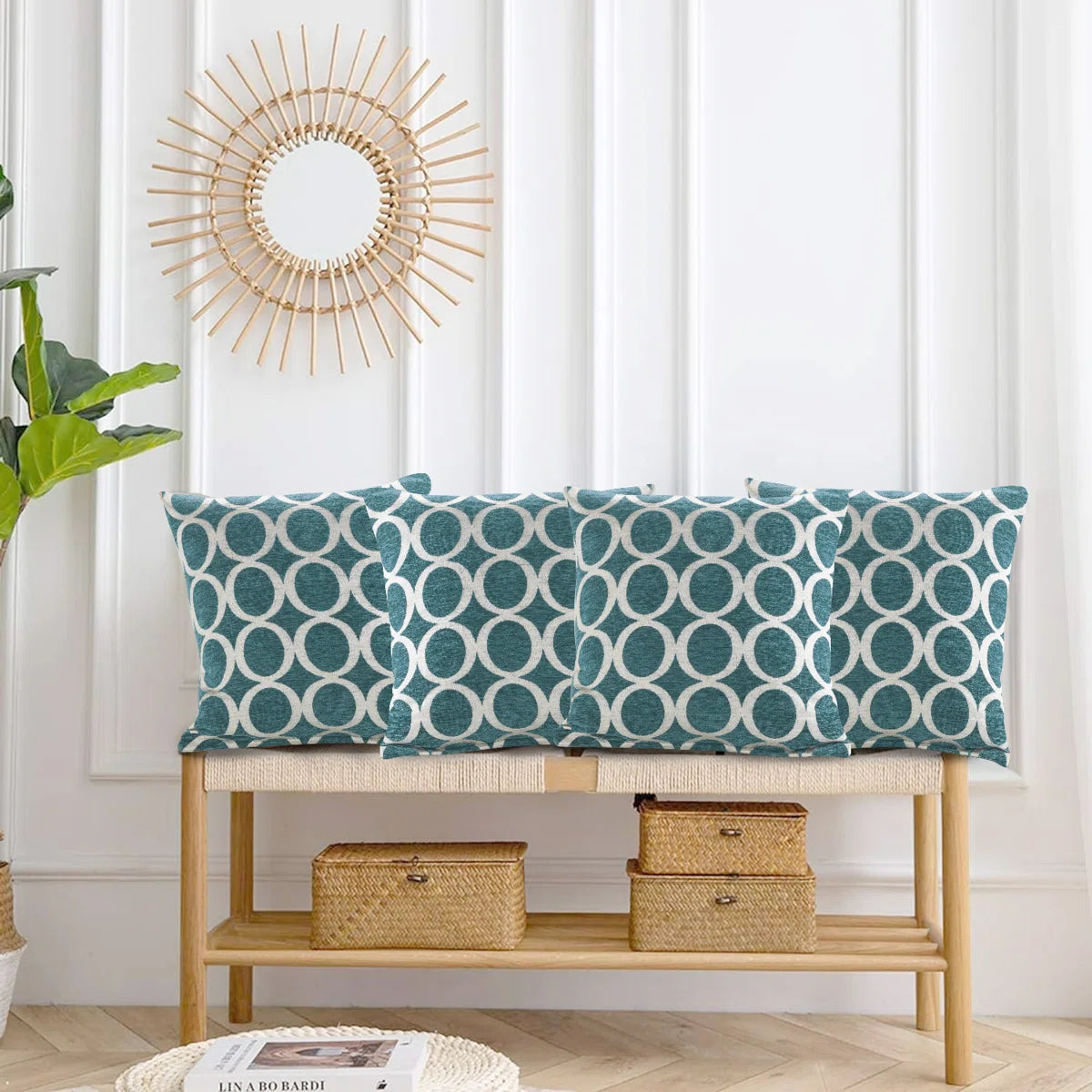 Geometric Cushion with Filling (Set of 4)