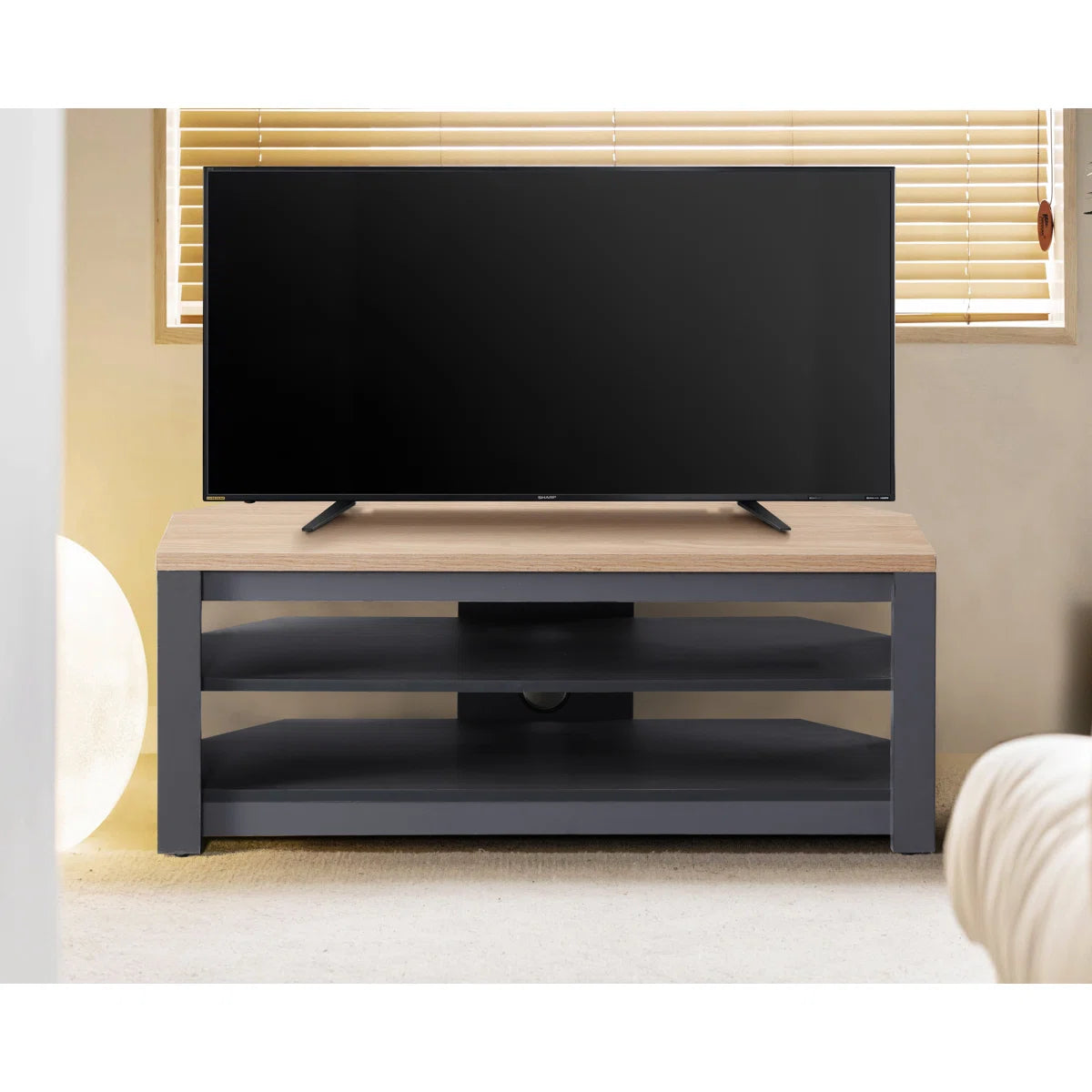 Wildes TV Stand